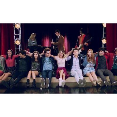 Amamos Esse Elenco De Violetta! Violetta Pode Acabar Na Televisão Mas Sempre Ficarão Em Nossos Coracões ♡ #ViolettaLive