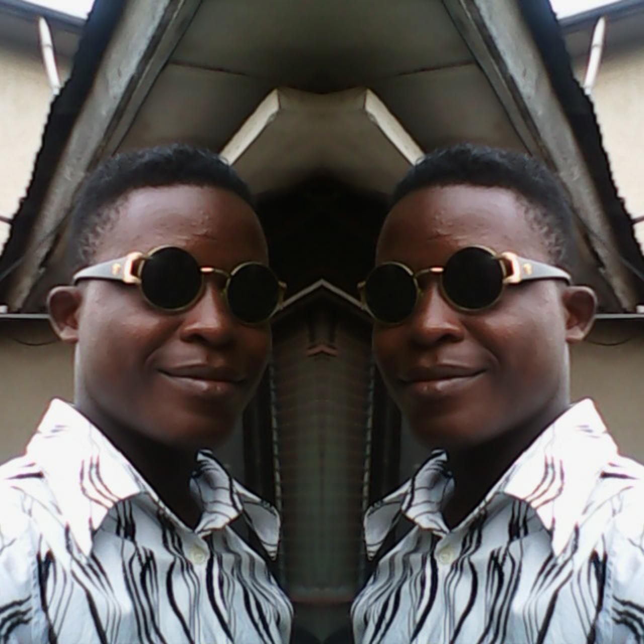 DanielOluwashol's profile picture. 