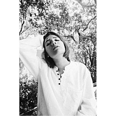 Liyah_Davids's profile picture. in arabic, revolution is a feminine noun.