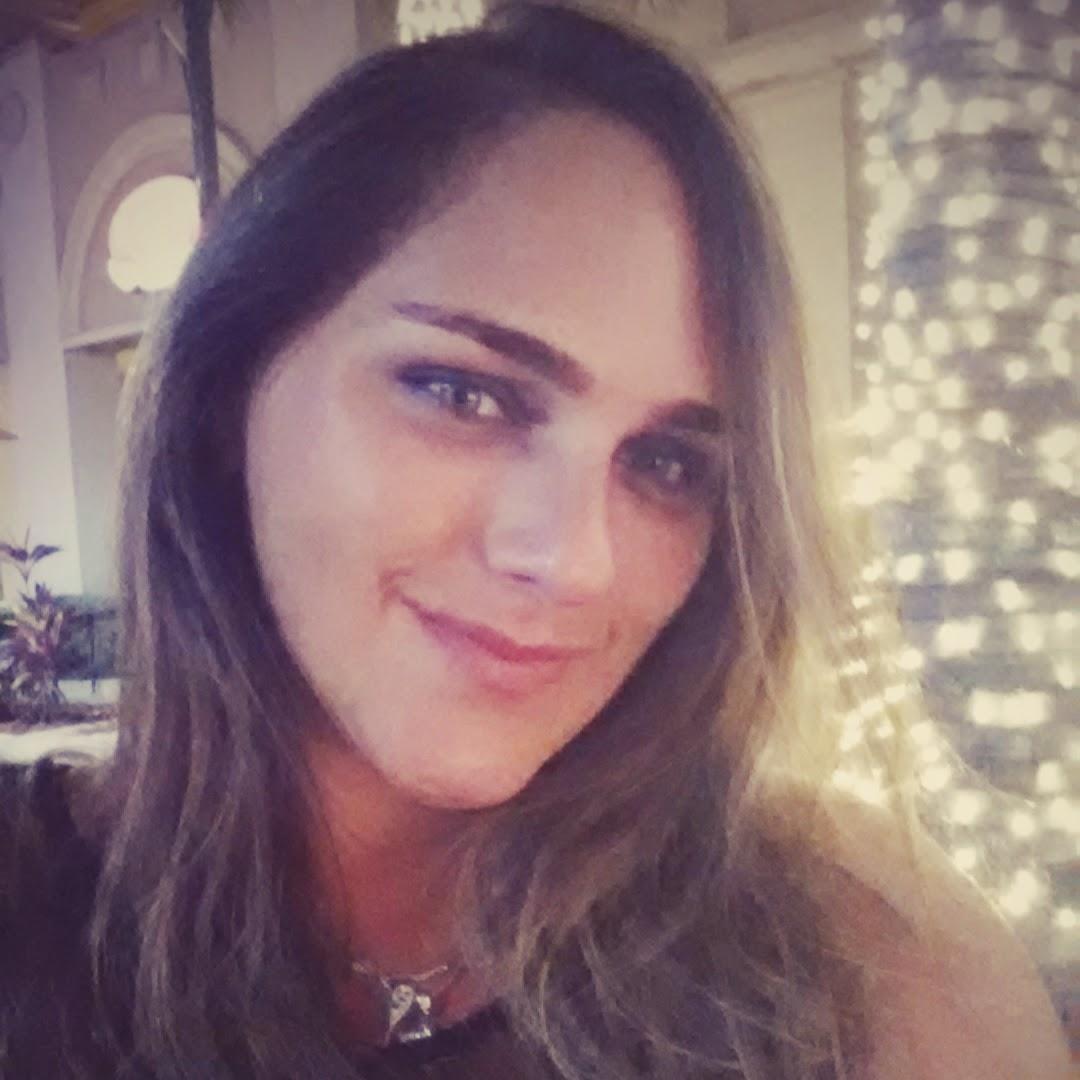 Me and New York had a crazy, manic, deep passionate love affair now it's time to share the love with Miami!!! Real Estate Wonder Woman, I’m no Sandra D ;)