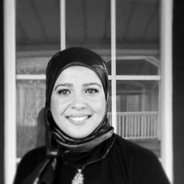 زي جامع جنبه نيل ..زي دير من الف جيل..مش مهم في انهي دين المهم تكون جميل ❤️