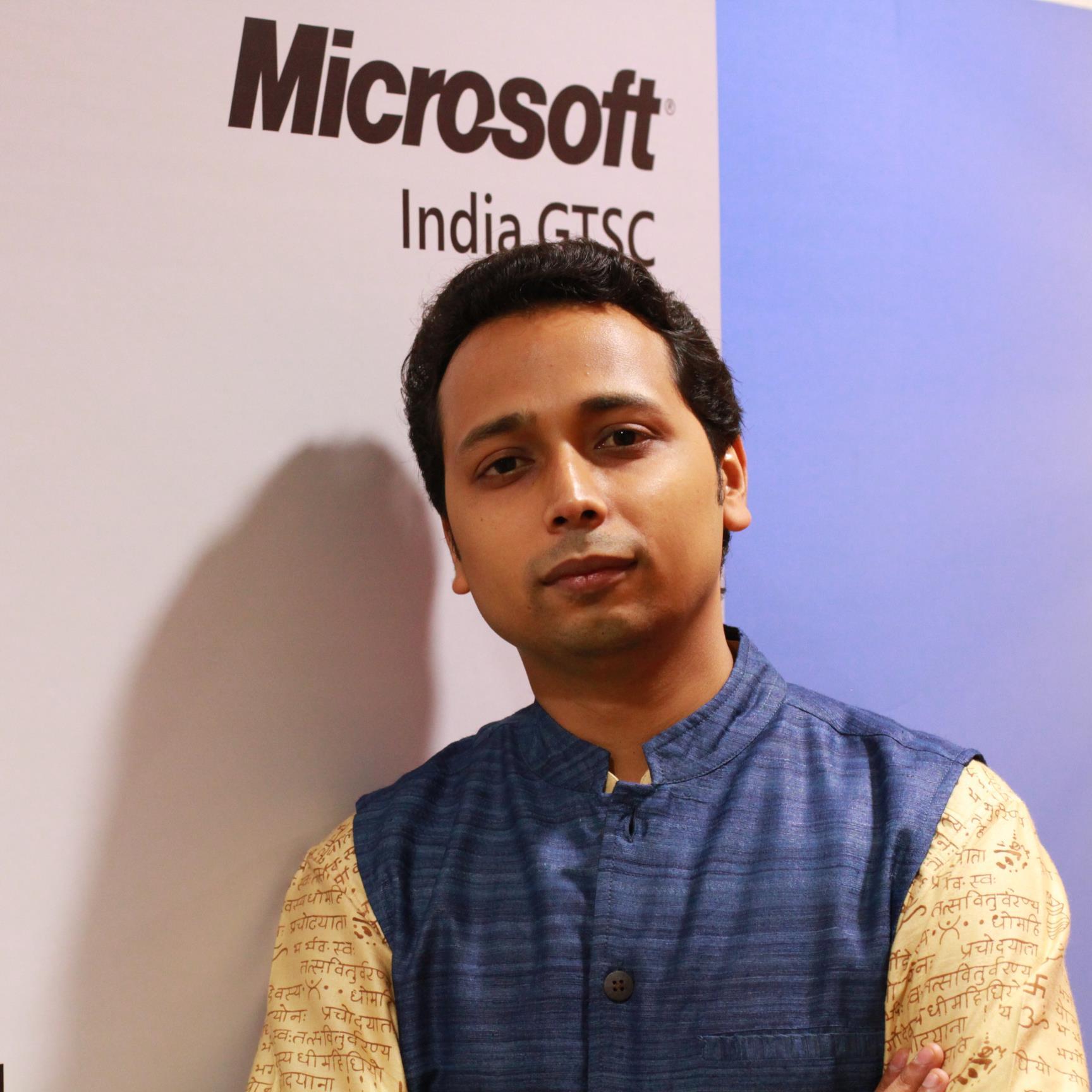 Cloud Technical Evangelist & Consultant at Microsoft for Azure.Virtualization Nut.
VMware Evangelist VCP5,VCP-Cloud.Tweets are my own.
