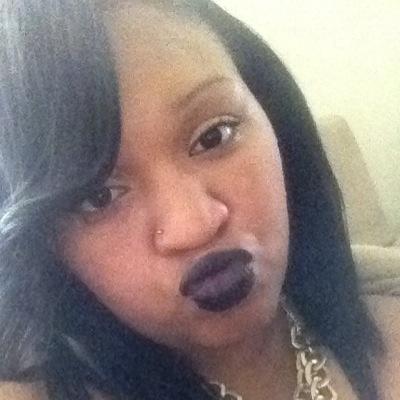 pretty p***y pretty face good looking out tha gate