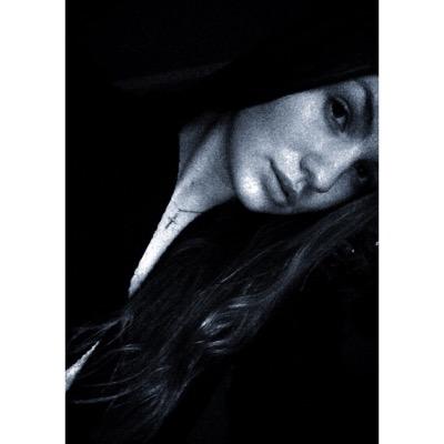 || Instagram : danavdwoude