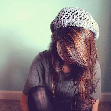 Amo Rock n' Roll ♥ / Green Day ♥ / Comer ♥ / Dormir ♥ / Luke H. ♥ / Castelos ♥ / Música ♥ / 5sos ♥ / Livros ❤ / Amy Lee ♥ / Chocolate ♥ / & Coisas antigas ♥
