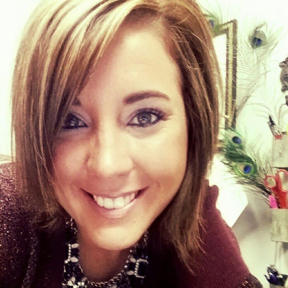 laceylou_14's profile picture. 