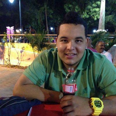 Alegria para vivir, Atrevimiento para vencer. Luchar,  reir, vivir esa es mi gran Clave...............
