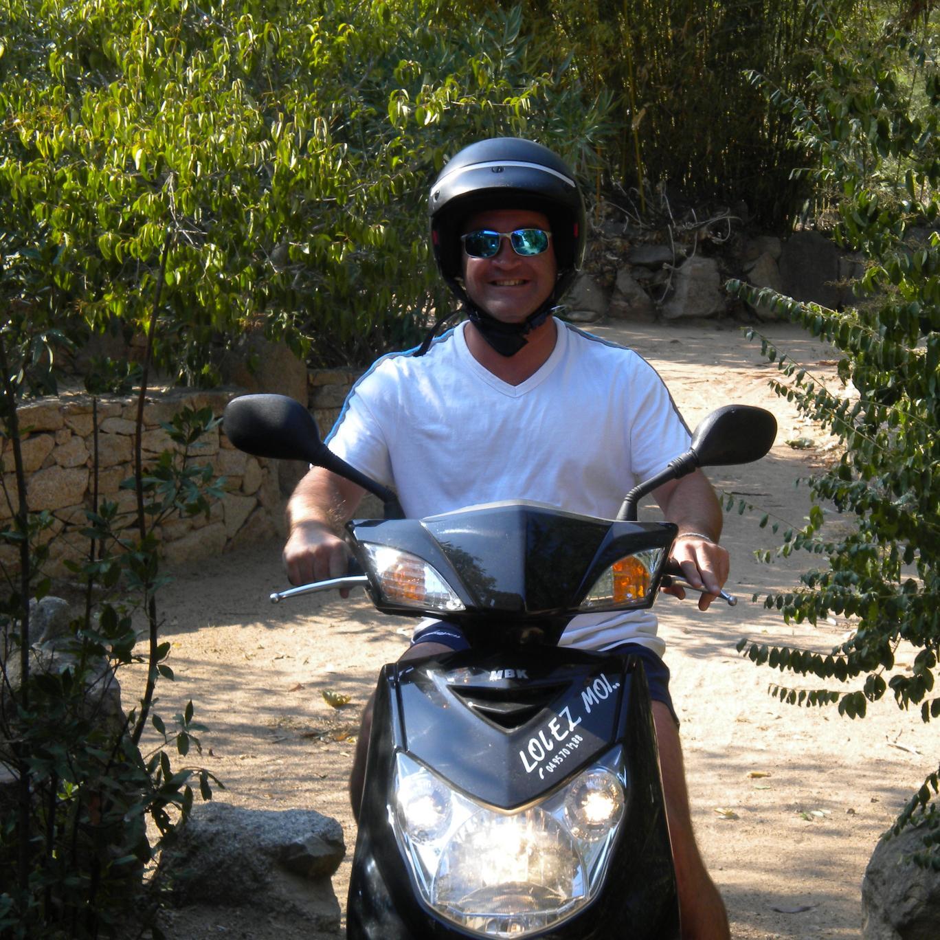 rabotothugo's profile picture. 