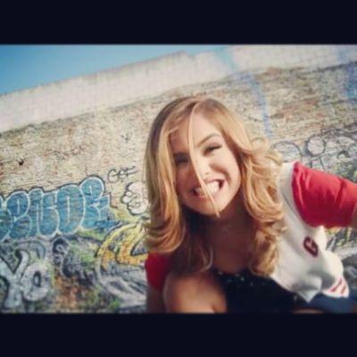 9Chettri's profile picture. chinkii grl.. love darshan crzy about him.. ♥  chachi in soul follow me i willfollow uh bck