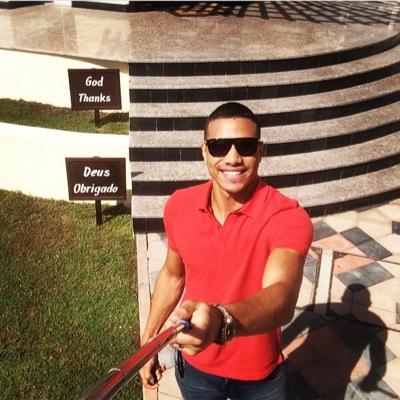 Fala Benção!!! Vivo sonhando,e com a ajuda de Deus estou conquistando.