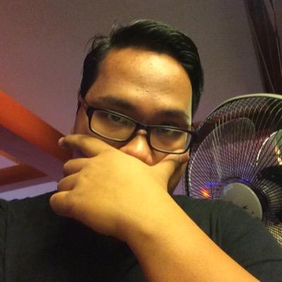 tomoi_08's profile picture. 