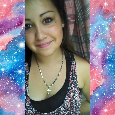Recordando con una sonrisa y con el gran amor que me dieron, a pesar que siempre los voy a extrañarr, los recuerdo con lo mejor de ustedes SU FELICIDAD.
L&M♥