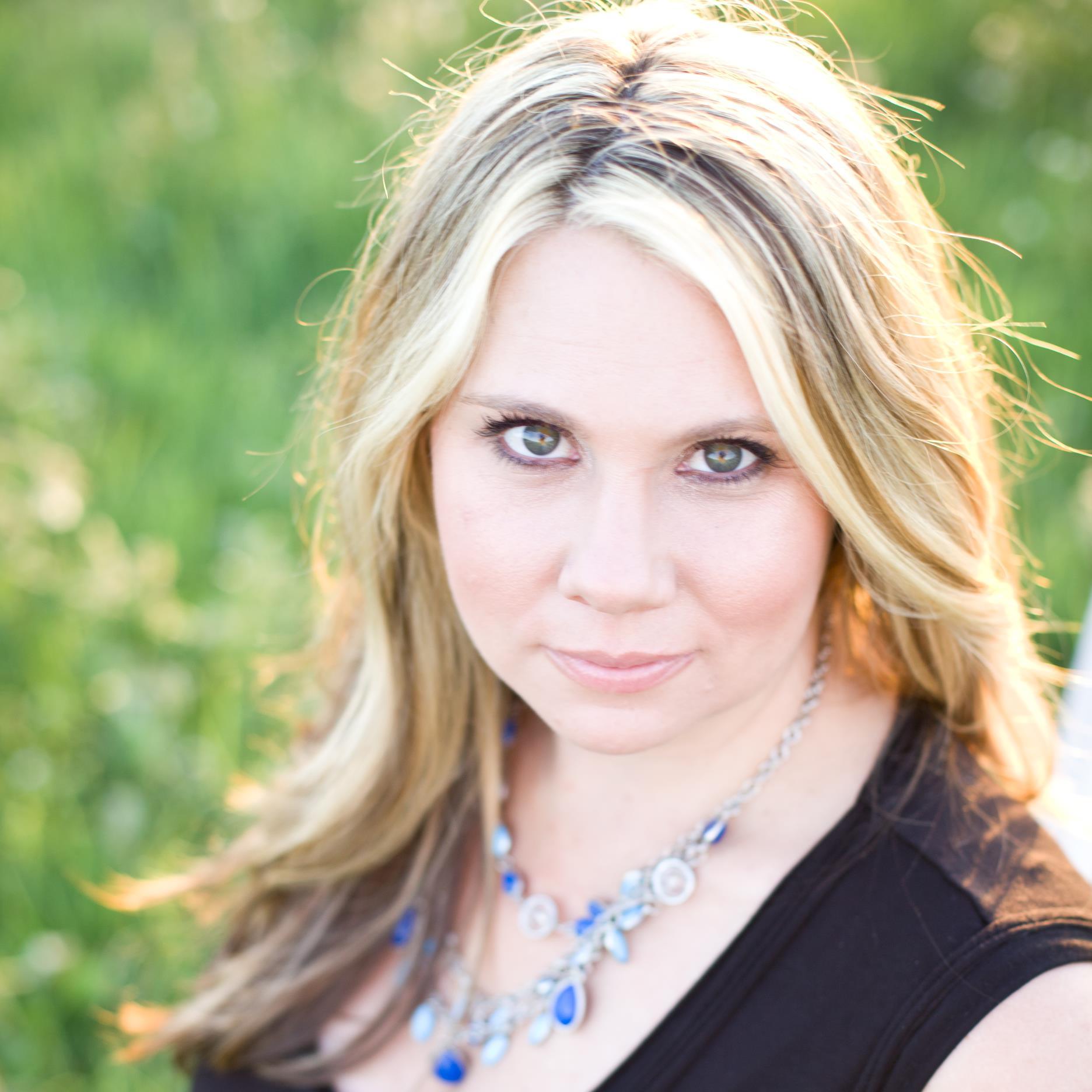 PR maven spearheading tourism product promotion & providing insider's tidbits re: travel & lifestyle in Phoenix, AZ.