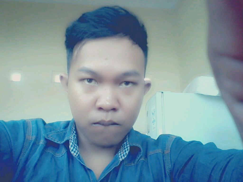 masihh adakah cewe yg setia untuk selamanya...