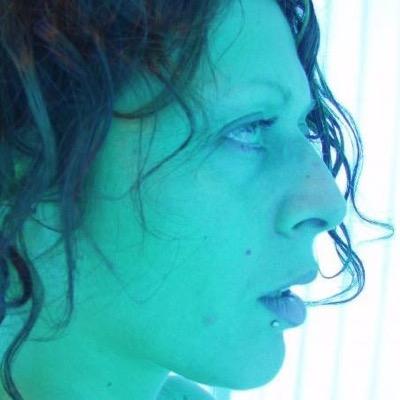 MeTania's profile picture. 