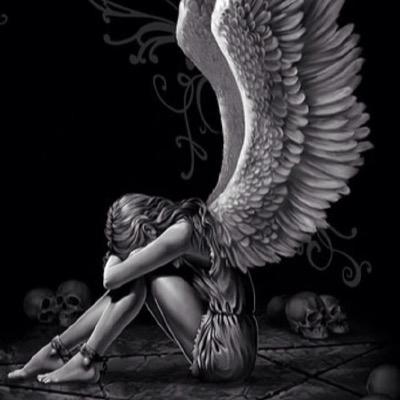 tuxmask21's profile picture. 5'11 brwn hair blue eyes with a sweet caring personality but an even darker side to the madness