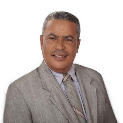 andres moronta.  vive en sabaneta de yasica próximo a cabarete, trabajador comunitario siempre solidario con sus pueblos tele 829 787 3426 siempre