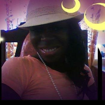 GodToyapol's profile picture. I just love people love God