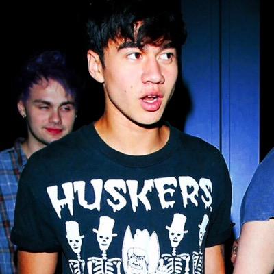 Quiffs aren't punk rock but neither am i so hey