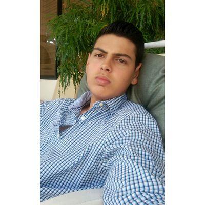 20, Estudiante de Ing en Computación.