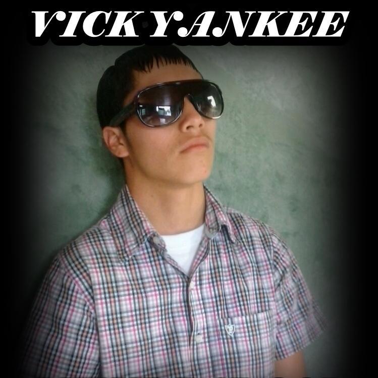 el rey del rap
VICK YANKEE AYALA
en el Quindio....
hermanito de daddy yankee ayala ....