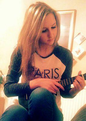 17, singer/songwriter, hardcore ukulele player, buy Raindrops on my Glasses on iTunes now!