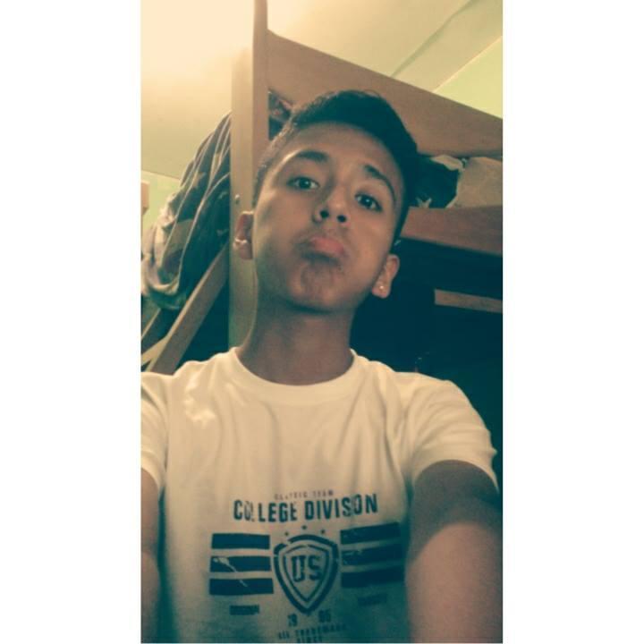 I called Jeremy, I love music is part of my life, and welcome to my world (:, Please Follow me :'33 !!