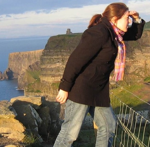 ElisabethWK's profile picture. If you want the rainbow, you've got to put up with the rain. - Dolly Parton