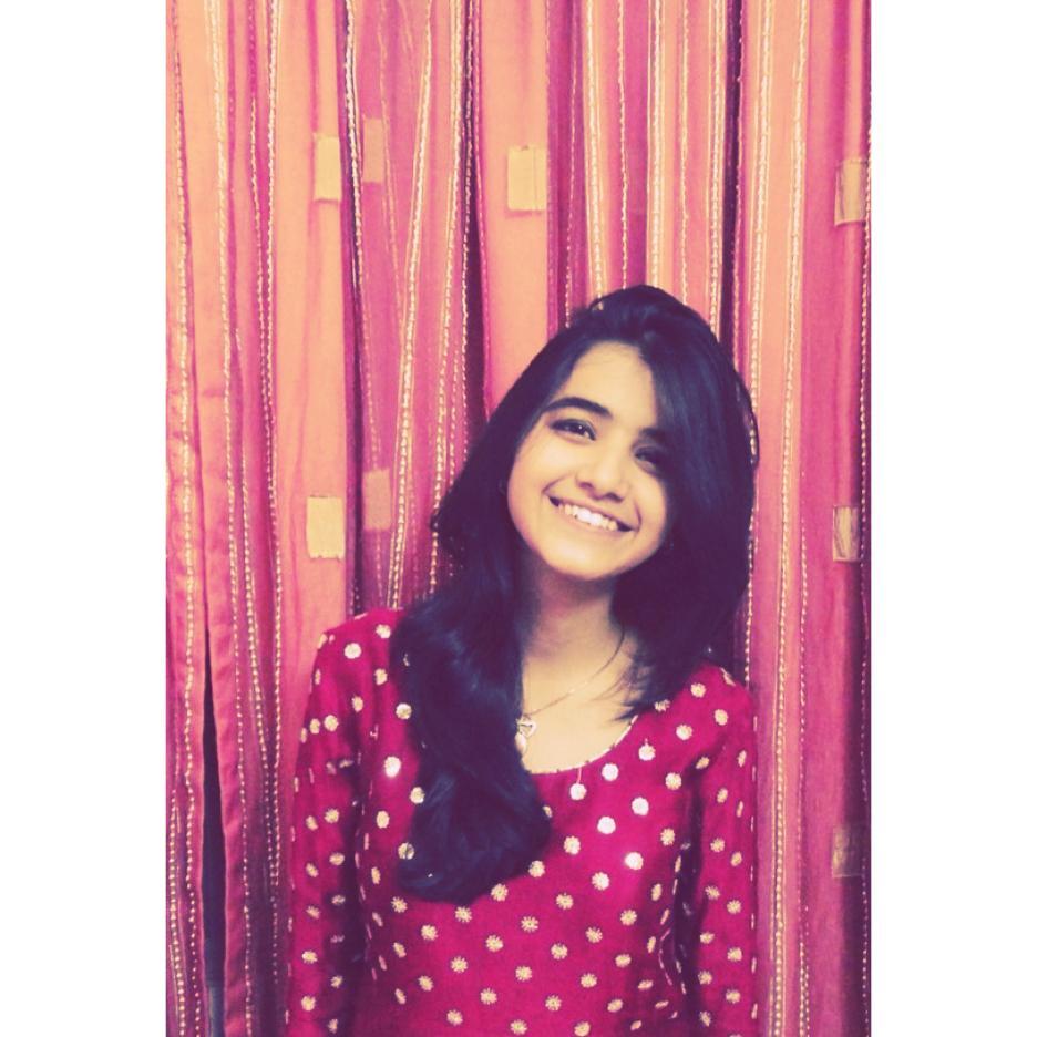 Facebook . 
Twitter.
Instagram.
Ask.fm.
Aur kuch?