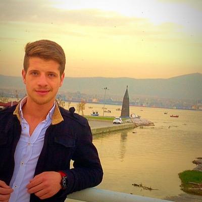 Hayal kurmaya iki kişilik biletim var. ..