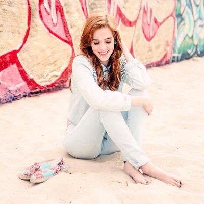 Pra que Bio ? Se 160 caracteres não vai descrever o que eu sinto por vc @Sophiaabrahao , Te amo vida sz Melhor abraço 16/11 ♥ RT da Mel dia 31/07/2013 ♥
