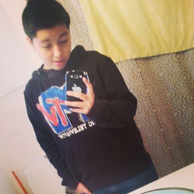 Follow me and ill give u a dollar