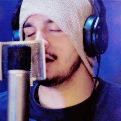 ACABEI DE TE DAR FOLLOW GRÁTIS, RETRIBUA SEGUINDO O @respir0Luanj0 POR FAVOR. DESDE JA AGRADEÇO