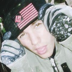 livingforbieber's profile picture. ♡ jb and a&s follows ♡