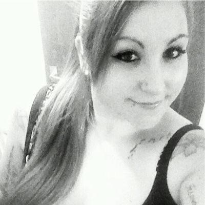 just an ordinary girl from England supporting my fav band @hellocleve who are amazing