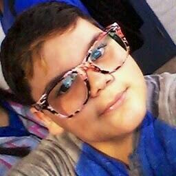 hey guys sub to me.on youtube please and.thank u videos every day http://t.co/aCcikdXaZ4