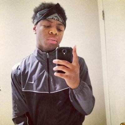 jonasrice27's profile picture. football is life!!/ running back. #3 u sleep I grind /#sneakerhead