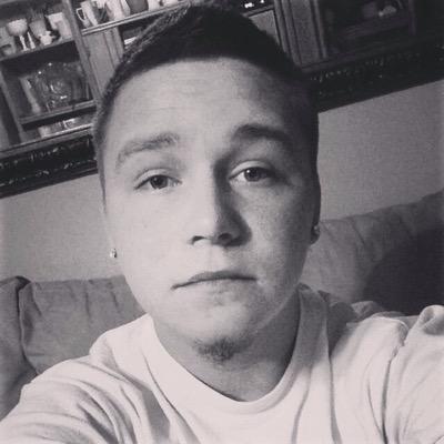 22, Kaycen Ray😇 instagram: Like_Mikel_23, Snapchat: austinmikel
