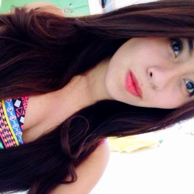 Amateur de los negocios y las finanzas, mercadóloga de profesión y bailarina. | Topping Creativo |