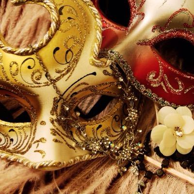 Prom Updates for all STHS Students... Follow us and find out deals and discounts on dresses, tux, and everything that goes with it! We hope to see you there.