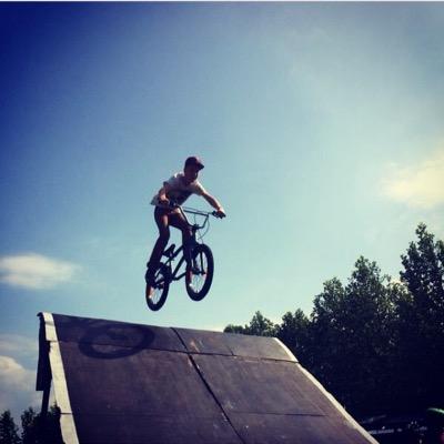 Single Life / Don't Worry, Be Happy! // #bmx // love the life you have