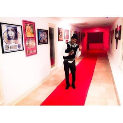 IAMKOOLACE Profile Picture