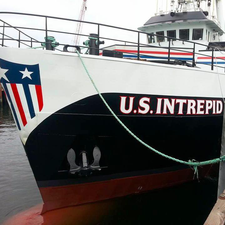 185' Fishing Vessel operating in the waters off Alaska primarily hailing from Dutch Harbor; homeport Seattle, and headquarters in Kirkland
