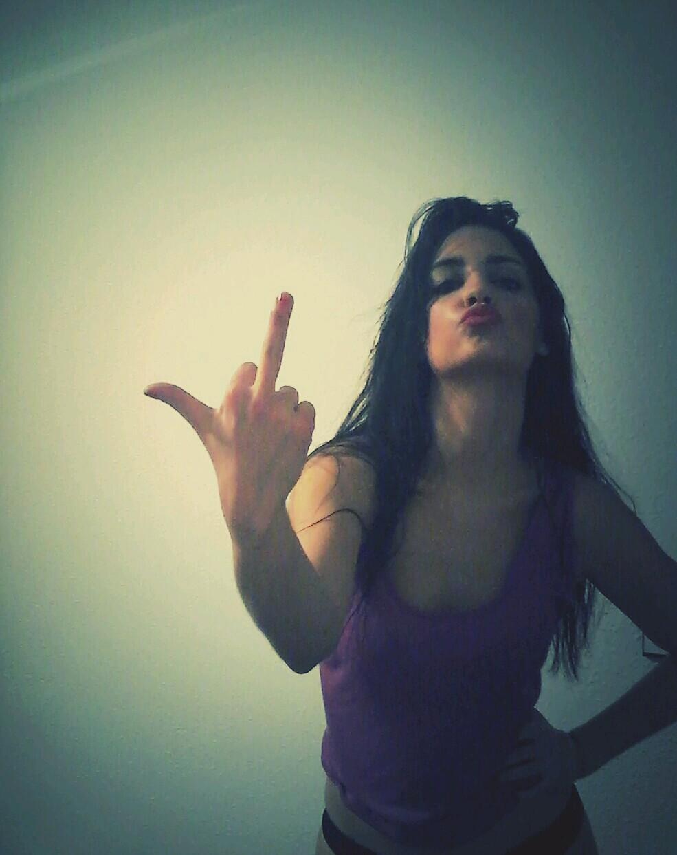 Bailar es soñar con los pies.                      ~Maktub~