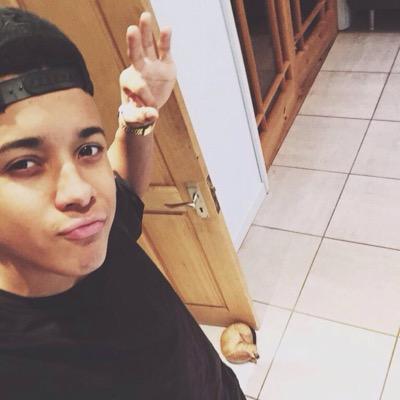 @ppolsquad - follow this acc please, thankyou☺️✨