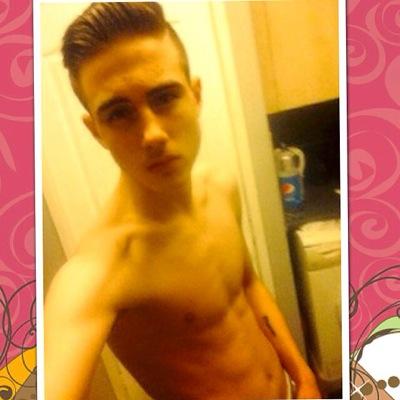 lukesctproietti's profile picture. R.I.P destiny-leigh daddys angel :*     follow me I follow bck(y)