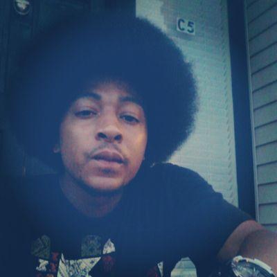 down2earthfloyd's profile picture. 