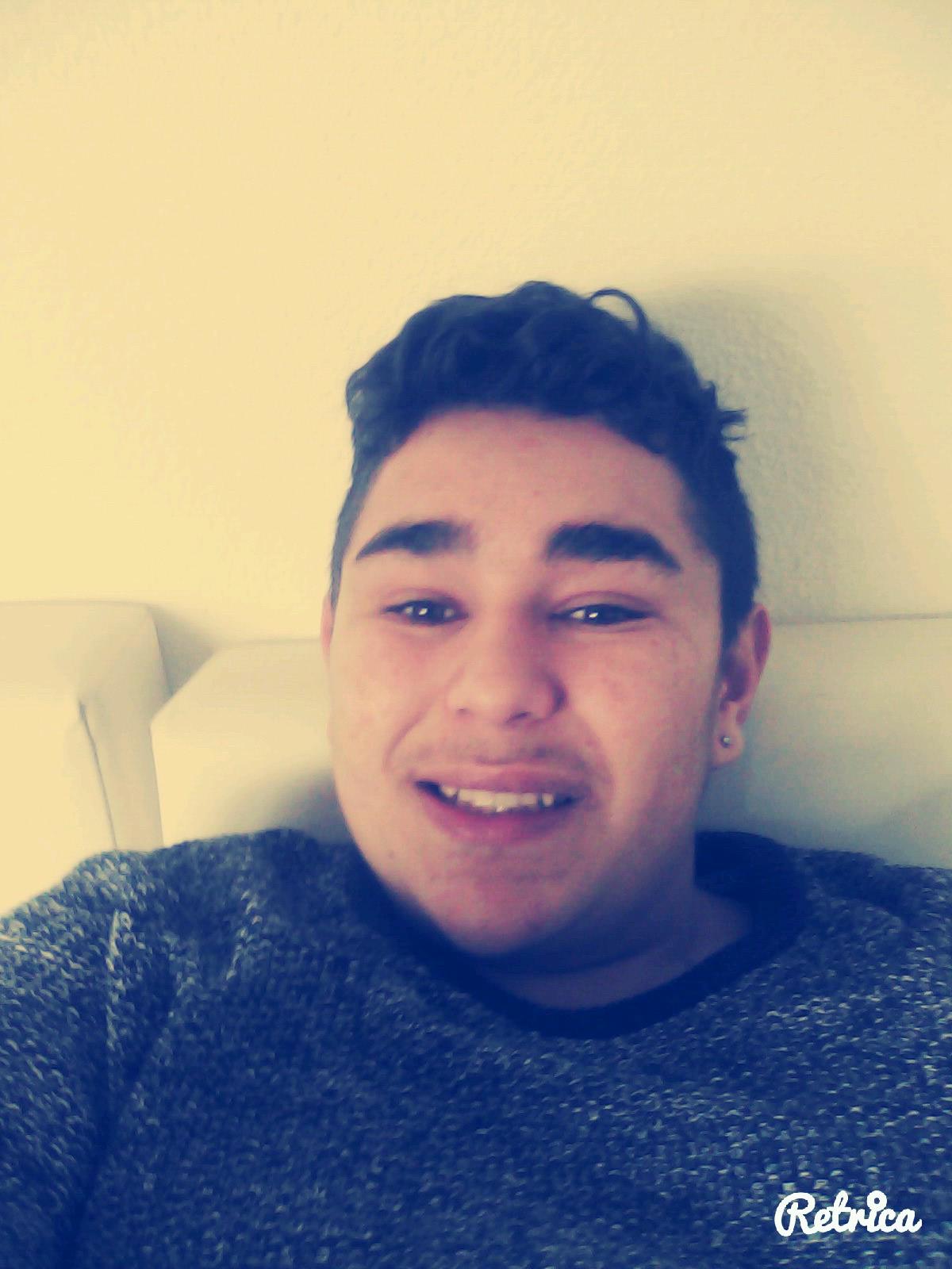 ritchiegitan's profile picture. 