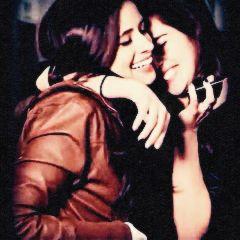 Os olhares deles são mais verdadeiros que seus todays 
10.05                                                                             camren e larry shipper