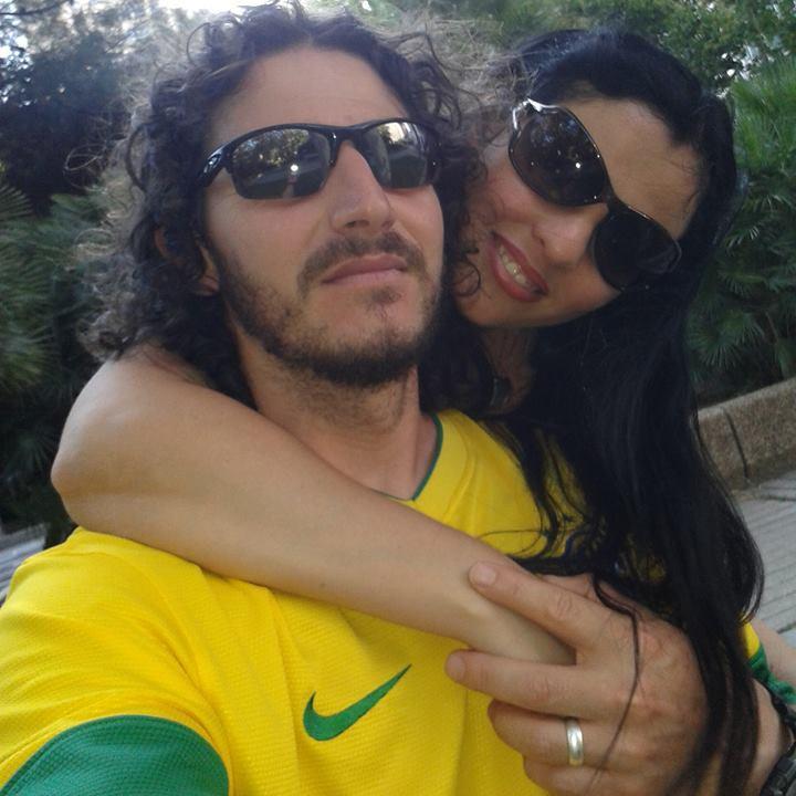Sou Lubrasilespaña...vivendo em madrid buscando uma vida melhor...No hagas que el mundo cambie tu sonrisa,has que tu sonrisa cambie el  mundo...LUCIANA